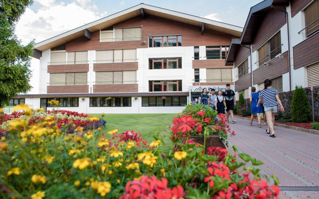 스위스 레로쉬 2018년 학비 변동 안내입니다.